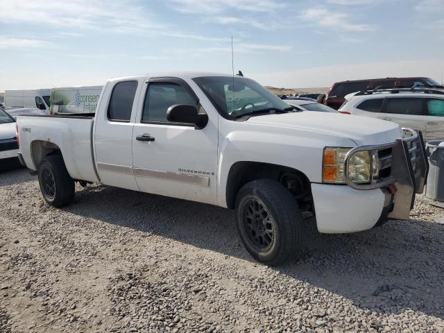 Photo 4 from auction – 2007 CHEVROLET SILVERADO with VIN 1GCEK19007Z573172