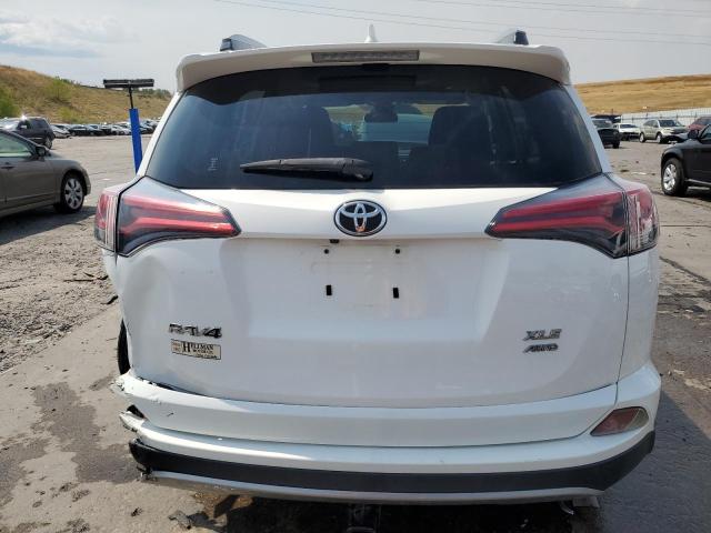 Photo 6 from auction – 2017 TOYOTA RAV4 XLE with VIN JTMRFREV6HJ128490