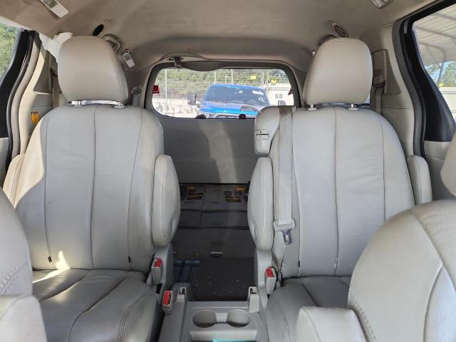 Photo 10 from auction – 2011 TOYOTA SIENNA LE with VIN 5TDKK3DC2BS168103