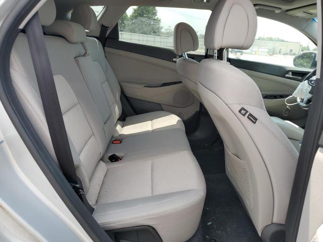 Photo 11 from auction – 2018 HYUNDAI TUCSON VALUE with VIN KM8J3CA29JU793687
