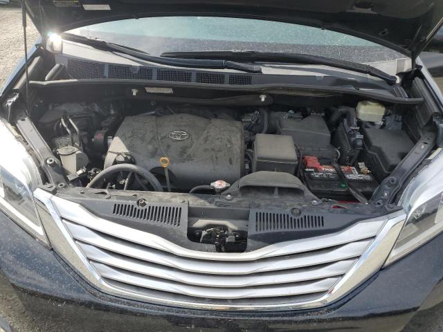 Photo 12 from auction – 2017 TOYOTA SIENNA XLE with VIN 5TDDZ3DC8HS147513