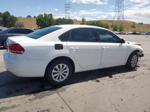Photo 3 from auction – 2014 VOLKSWAGEN PASSAT S with VIN 1VWAS7A31EC064213