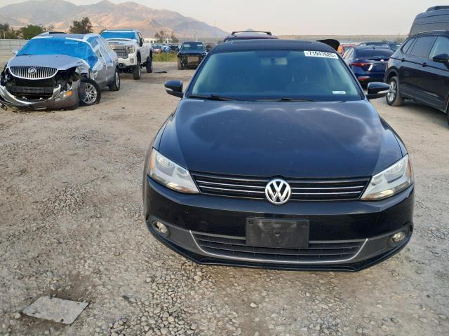Photo 5 from auction – 2014 VOLKSWAGEN JETTA TDI with VIN 3VWLL7AJ4EM404473
