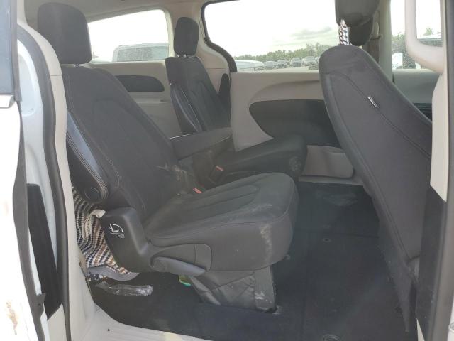 Photo 11 from auction – 2018 CHRYSLER PACIFICA LX with VIN 2C4RC1CG0JR130445