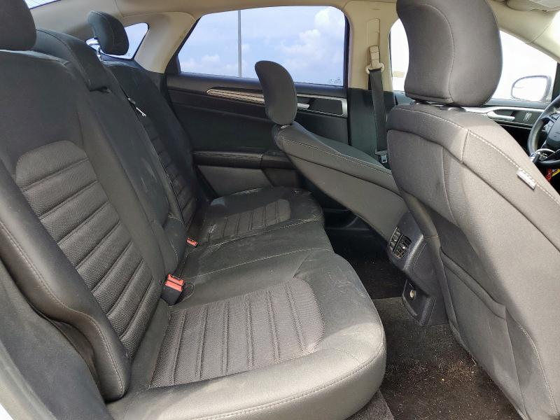 Photo 10 from auction – 2018 FORD FUSION SE with VIN 3FA6P0HD9JR109643