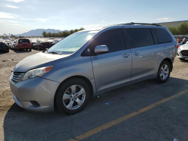 Photo 1 from auction – 2017 TOYOTA SIENNA LE with VIN 5TDKZ3DC3HS782341