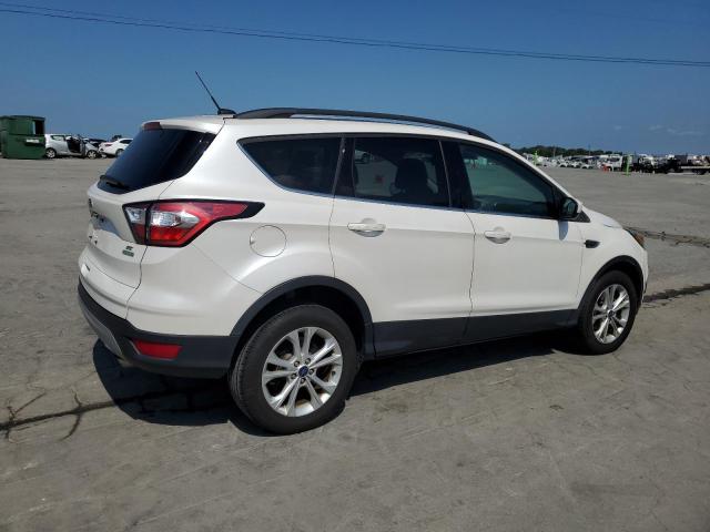 Photo 3 from auction – 2017 FORD ESCAPE SE with VIN 1FMCU0GD3HUE88726