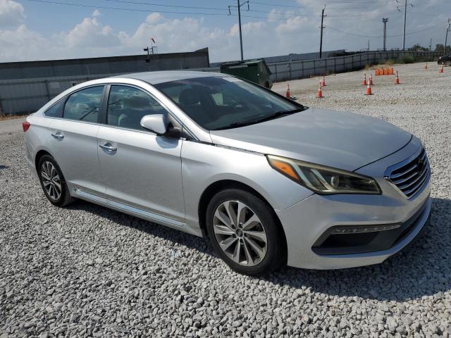 Photo 4 from auction – 2015 HYUNDAI SONATA SPO with VIN 5NPE34AF4FH055764