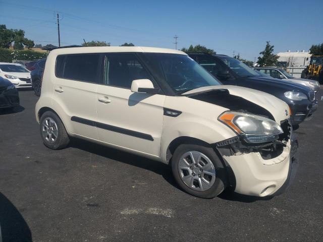 Photo 4 from auction – 2012 KIA SOUL with VIN KNDJT2A51C7430956