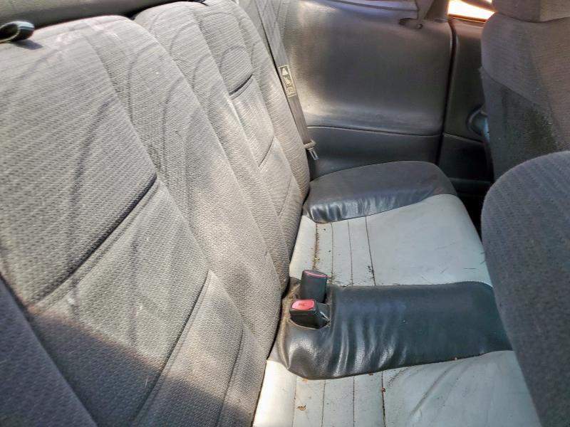 Photo 10 from auction – 1999 FORD MUSTANG with VIN 1FAFP404XXF119784