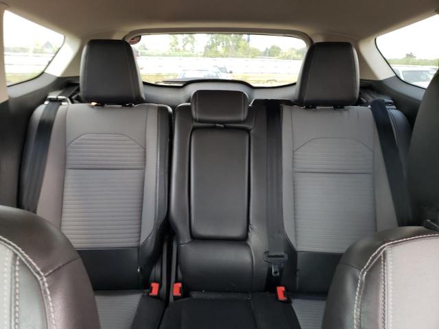 Photo 10 from auction – 2017 FORD ESCAPE SE with VIN 1FMCU0GD2HUA77995