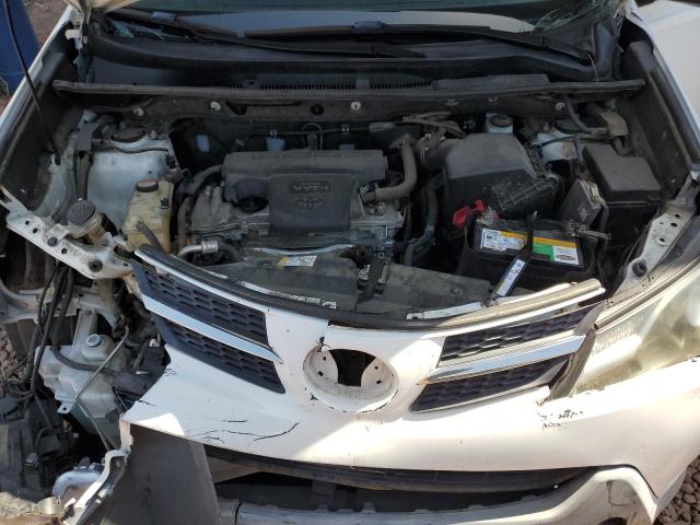 Photo 12 from auction – 2015 TOYOTA RAV4 LE with VIN JTMZFREV4FJ053012
