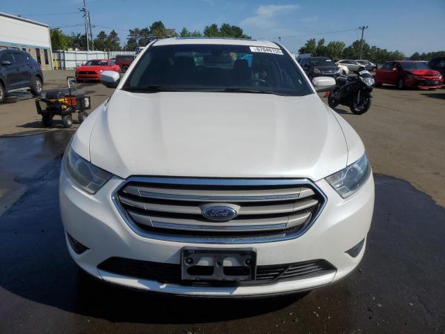 Photo 5 from auction – 2018 FORD TAURUS SEL with VIN 1FAHP2H82JG119249