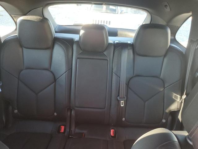Photo 10 from auction – 2014 PORSCHE CAYENNE with VIN WP1AF2A21ELA35391