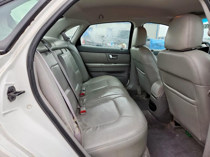 Photo 10 from auction – 2000 FORD TAURUS SEL with VIN 1FAFP56S6YA110378