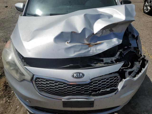 Photo 11 from auction – 2016 KIA FORTE LX with VIN KNAFK4A65G5511549