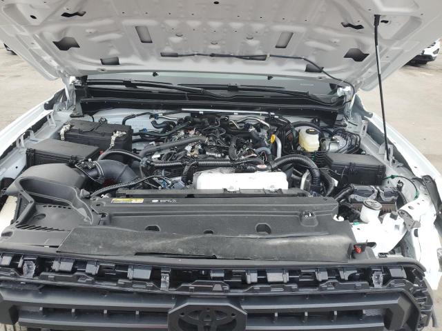 Photo 12 from auction – 2025 TOYOTA 4RUNNER SR with VIN JTEVA5BR1S5009139