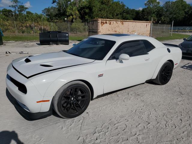 DODGE CHALLENGER R/T SCAT PACK 2019 z numerem VIN 2C3CDZFJ6KH625415 - Zdjęcie z aukcji