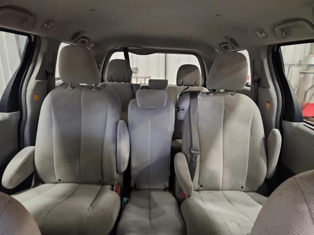 Photo 10 from auction – 2011 TOYOTA SIENNA LE with VIN 5TDKK3DC1BS158307