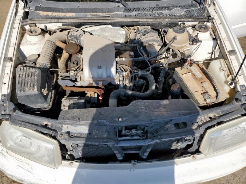 Photo 11 from auction – 1997 VOLKSWAGEN JETTA GL with VIN 3VWRA81H3VM044101