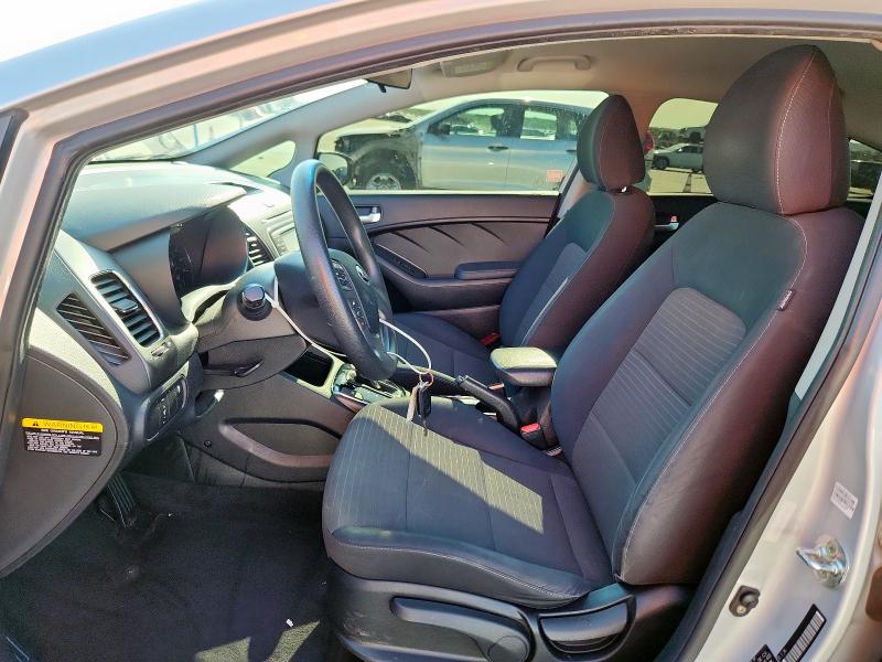 Photo 7 from auction – 2017 KIA FORTE with VIN 3KPFL4A70HE150374