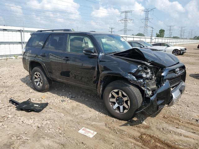 Photo 4 from auction – 2019 TOYOTA 4RUNNER SR with VIN JTEBU5JR8K5677385