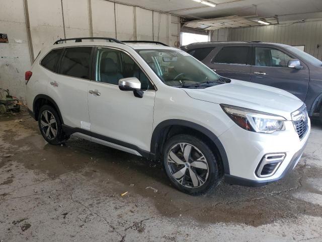 Photo 4 from auction – 2019 SUBARU FORESTER T with VIN JF2SKAWC7KH514752