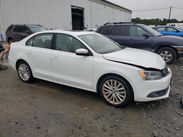 Photo 4 from auction – 2014 VOLKSWAGEN JETTA SEL with VIN 3VWL17AJ4EM422302