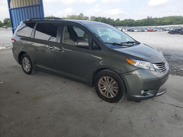 Photo 4 from auction – 2011 TOYOTA SIENNA XLE with VIN 5TDYK3DC4BS132990