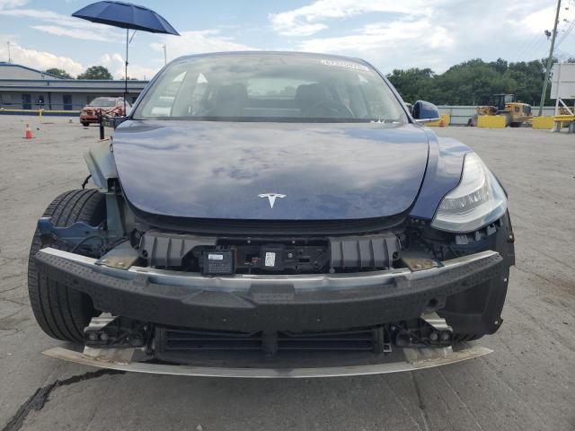 Photo 5 from auction – 2018 TESLA MODEL 3 with VIN 5YJ3E1EA8JF030887
