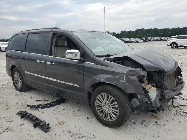 Photo 4 from auction – 2016 CHRYSLER TOWN & COU with VIN 2C4RC1CG7GR222435