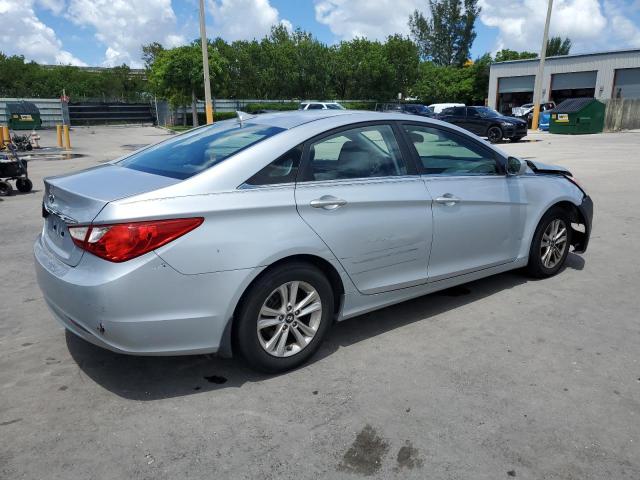 Photo 3 from auction – 2013 HYUNDAI SONATA GLS with VIN 5NPEB4AC6DH562073