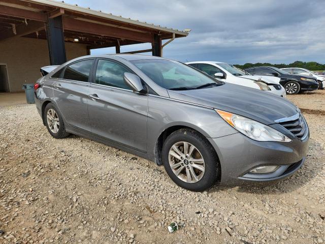 Photo 4 from auction – 2013 HYUNDAI SONATA GLS with VIN 5NPEB4AC9DH685544