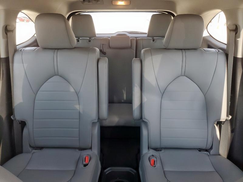 Photo 10 from auction – 2025 TOYOTA HIGHLANDER with VIN 5TDKBRCH7SS648184