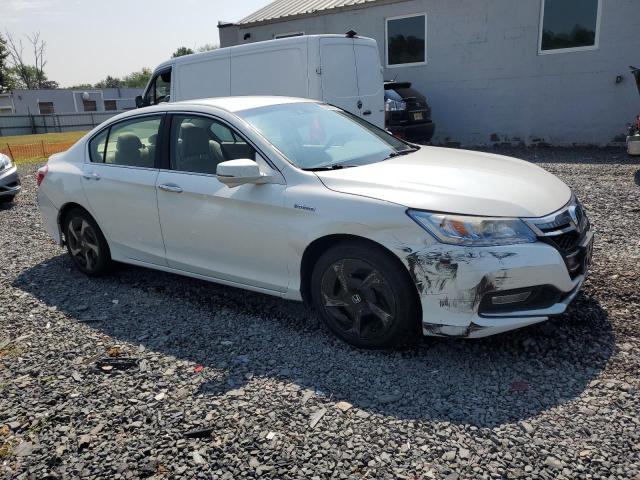 Photo 4 from auction – 2014 HONDA ACCORD PLU with VIN JHMCR5F76EC000786