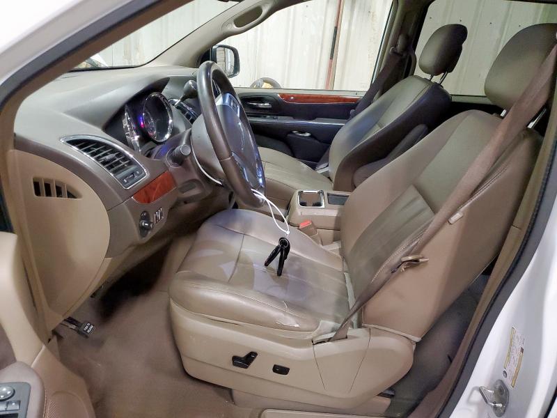 Photo 7 from auction – 2014 CHRYSLER TOWN & COU with VIN 2C4RC1BG0ER111157