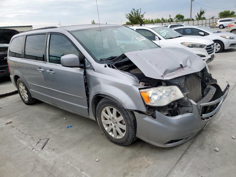 Photo 4 from auction – 2015 CHRYSLER TOWN & COU with VIN 2C4RC1AGXFR676602
