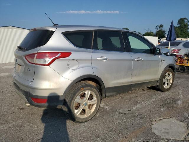 Photo 3 from auction – 2015 FORD ESCAPE SE with VIN 1FMCU9GXXFUB17106