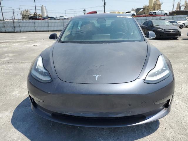 Photo 5 from auction – 2018 TESLA MODEL 3 with VIN 5YJ3E1EA5JF101589
