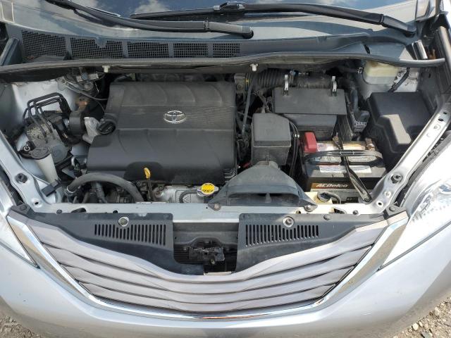 Photo 12 from auction – 2015 TOYOTA SIENNA XLE with VIN 5TDYK3DC7FS638562