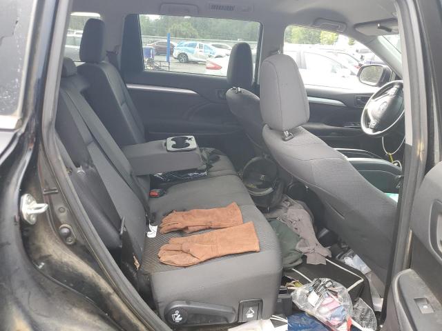 Photo 11 from auction – 2016 TOYOTA HIGHLANDER LE with VIN 5TDZARFH6GS018192
