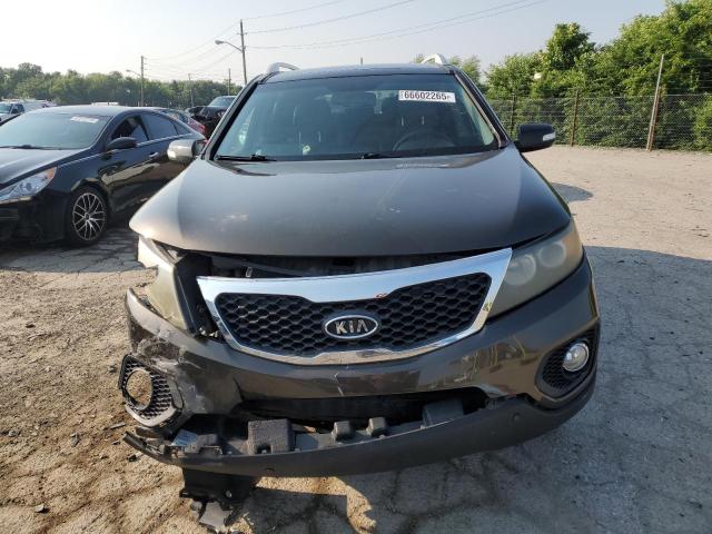 Photo 5 from auction – 2011 KIA SORENTO EX with VIN 5XYKU4A27BG151029