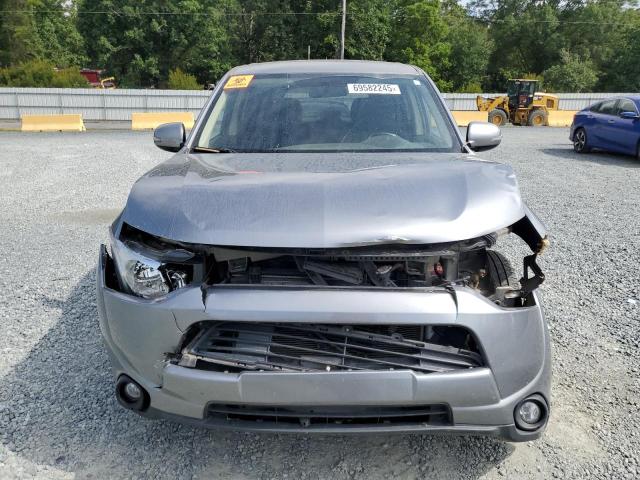 Photo 5 from auction – 2014 MITSUBISHI OUTLANDER SE with VIN JA4AZ3A39EZ012357