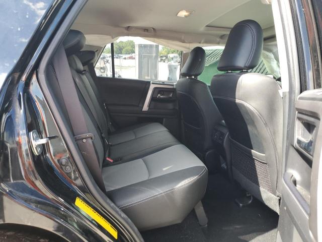 Photo 11 from auction – 2022 TOYOTA 4RUNNER SR with VIN JTEFU5JR6N5269862