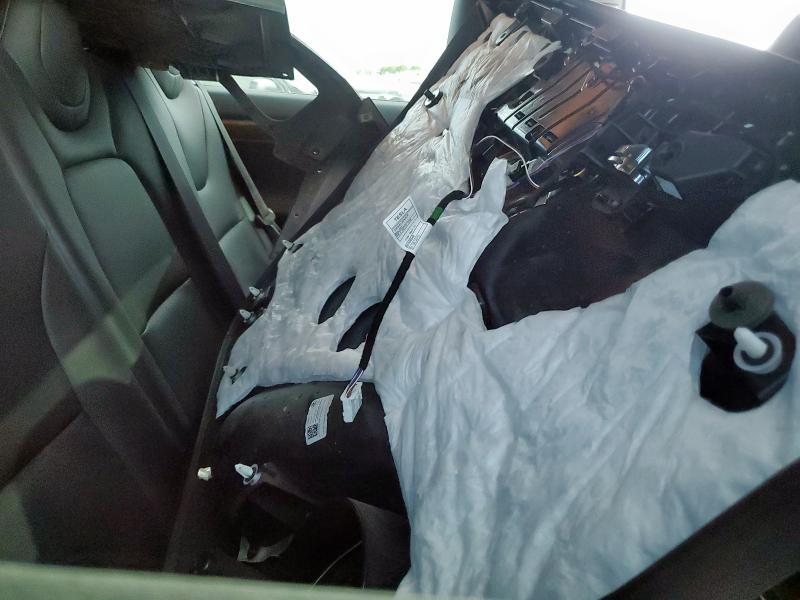 Photo 10 from auction – 2020 TESLA MODEL X with VIN 5YJXCAE21LF231579