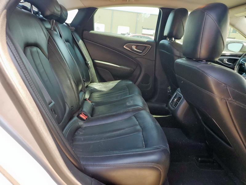Photo 10 from auction – 2015 CHRYSLER 200 C with VIN 1C3CCCCB0FN500940