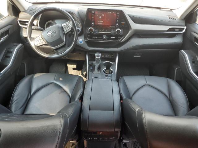 Photo 8 from auction – 2022 TOYOTA HIGHLANDER with VIN 5TDGBRCH8NS079842