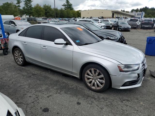 Foto 4 de la subasta – 2013 AUDI A4 PREMIUM con VIN WAUAFAFL4DA151477