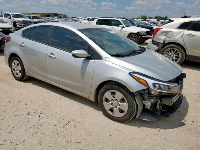 Photo 4 from auction – 2017 KIA FORTE LX with VIN 3KPFL4A70HE052493