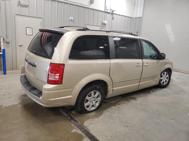 Photo 3 from auction – 2010 CHRYSLER TOWN & COU with VIN 2A4RR8DX7AR330352